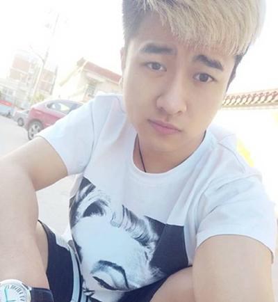 久哥淑怡再赴韩 科技妖姬要秀Faker